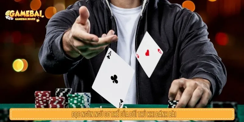 Cách Nhìn Xuyên Lá Bài Có Thật Không? Sự Thật Và Rủi Ro Quan sát hành vi thay vì tìm cách nhìn xuyên lá bài